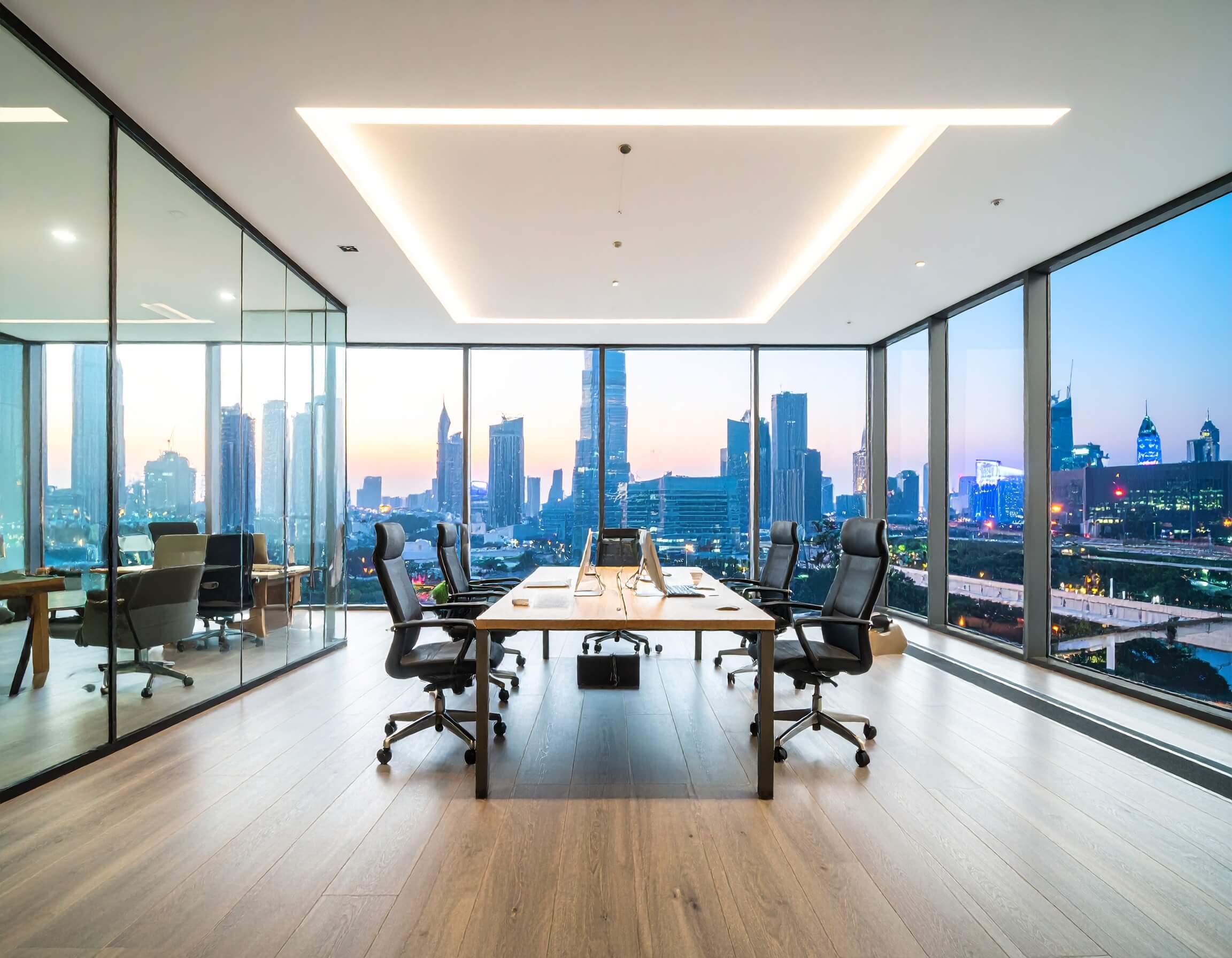 Modern office fit-out in Dubai